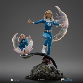 Invisible Woman and Franklin Fantastic Four Art 1/10 Scale Statue by Iron Studios