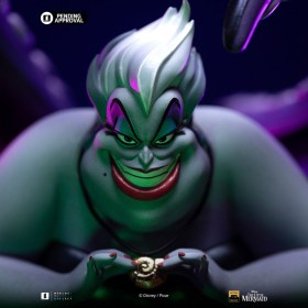 Ursula Deluxe Disney's Villains Art 1/10 Scale Statue by Iron Studios