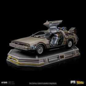 DeLorean Back to the Future Art 1/10 Scale Statue by Iron Studios