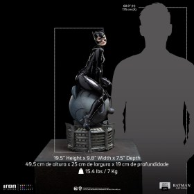 Catwoman Batman Returns Legacy Replica 1/4 Statue by Iron Studios