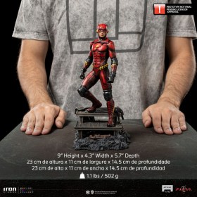 The Flash (alternative Version) DC Comics The Flash Movie Art 1/10 Scale Statue by Iron Studios