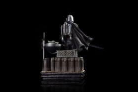 Din Djarin and Din Grogu Star Wars The Mandalorian 1/10 Scale Statue by Iron Studios