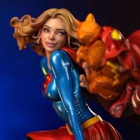 Super Girl Series #8 DC Comics Art 1/10 Scale Statue by Iron Studios