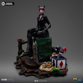 Catwoman (Gotham City Sirens) DC Comics Deluxe Art 1/10 Scale Statue by Iron Studios