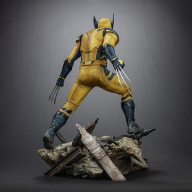 Wolverine Deadpool 3 Legacy Replica 1/4 Statue by Iron Studios