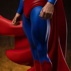 Superman DC Trinity DC Comics Legacy Replica 1/4 Statue by Iron Studios