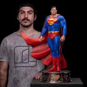 Superman DC Trinity DC Comics Legacy Replica 1/4 Statue by Iron Studios