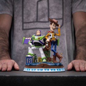 Buzz & Woody Toy Story Deluxe Art 1/10 Scale Statue by Iron Studios