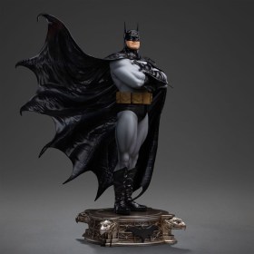 Batman DC Trinity DC Comics Legacy Replica 1/4 Statue by Iron Studios