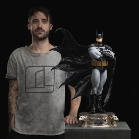 Batman DC Trinity DC Comics Legacy Replica 1/4 Statue by Iron Studios