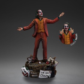 Joker (Arthur Fleck) DC Comics Art 1/10 Scale Deluxe Statue by Iron Studios