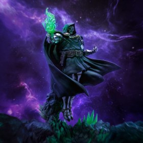 Doctor Doom Deluxe The Infinity Gauntlet Marvel Legends Diorama 1/10 Statue by Iron Studios