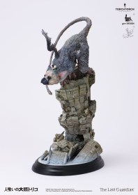 Trico The Last Guardian Statue by Kotobukiya