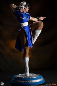 Chun-Li Classic Edition Street Fighter 1/2 Statue by PCS