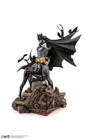 Batman & Catwoman Reunion DC Comics 1/4 Statue by Pure Arts