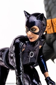 Batman & Catwoman Reunion DC Comics 1/4 Statue by Pure Arts