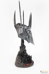 Helm of Sauron Lord of the Rings 1/1 Replica by Pure Arts