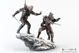 Geralt vs Eredin The Witcher 3 Wild Hunt 1/6 Diorama Statue by Pure Arts