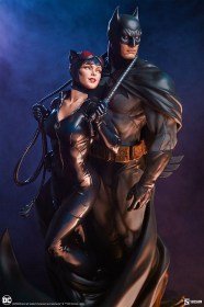 Batman & Catwoman DC Comics Diorama by Sideshow Collectibles