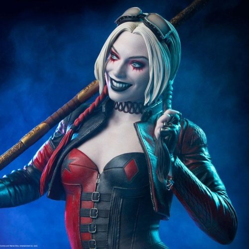 DC Comics: Harley Quinn Suicide Squad Premium Format Figure by Sideshow  Collectibles