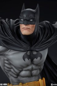 Batman (Black Variant) Exclusive DC Comics Premium Format Statue by Sideshow Collectibles