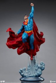 Superman DC Comics Premium Format Statue by Sideshow Collectibles