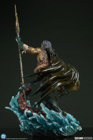 Aquaman Lord of the Deep DC Comics Premium Format Statue by Sideshow Collectibles