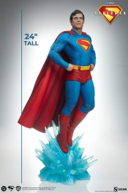 Superman (2025) Premium Format Statue by Sideshow Collectibles