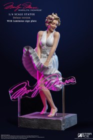 Marilyn Monroe Deluxe Version 1/4 Statue by Star Ace Toys