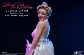 Marilyn Monroe Deluxe Version 1/4 Statue by Star Ace Toys