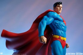 Superman DC Comic Maquette by Tweeterhead