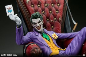 The Joker DC Comic Maquette by Tweeterhead