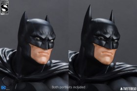 Batman (Black and Gray Edition) DC Comics 1/4 Maquette by Tweeterhead