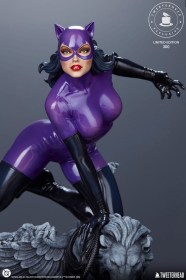 Catwoman (Purple Edition) DC Comics 1/6 Maquette by Tweeterhead