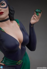 Catwoman DC Comics 1/3 Bust by Tweeterhead