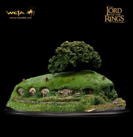 Bag End Regular Edition Lord of the Rings Diorama by Weta