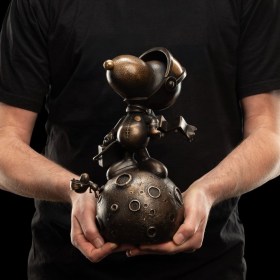 Snoopy First Beagle on the Moon Limited Edition Peanuts Bronze Statue by Weta Workshop