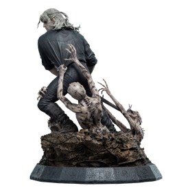 Geralt the White Wolf The Witcher 1/4 Statue by Weta