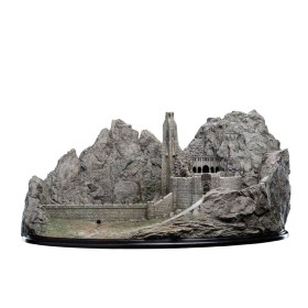 Helm's Deep Lord of the Rings Statue by Weta