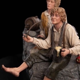 Merry and Pippin The Lord of the Rings Mini Statue by Weta