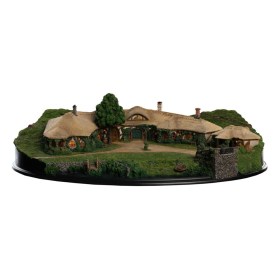 The Green Dragon Inn Lord of the Rings Statue by Weta Workshop