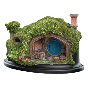 1 Hill Lane Hobbit Hole The Hobbit Statue by Weta Workshop