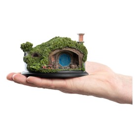 1 Hill Lane Hobbit Hole The Hobbit Statue by Weta Workshop