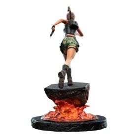 Lara Croft The Sanctuary of Flame Tomb Raider Mini Statue by Weta Workshop