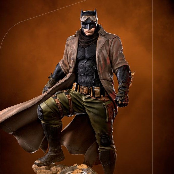 1/4 Quarter Scale Statue: Batman Knightmare Zack Snyder's Justice League  Legacy Replica Statue 1/4 by Iron Studios