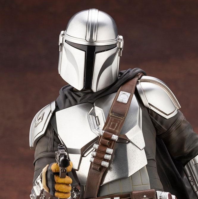 mandalorian statue figure