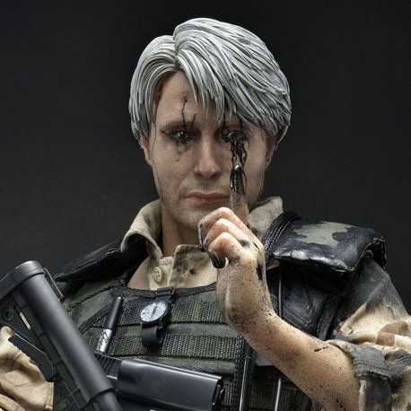 Other Video Games: Clifford Unger Death Stranding 1/2 Statue by Prime 1  Studio