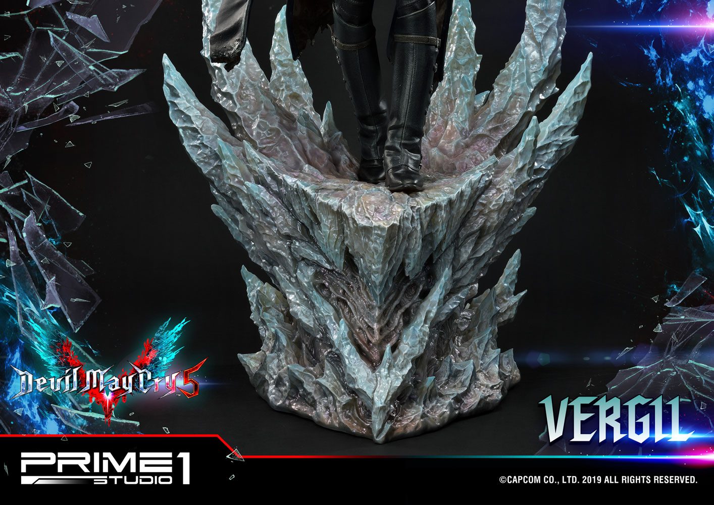1/4 Quarter Scale Statue: Vergil Exclusive Version Devil May Cry 5 Statue 1/4  by Prime 1 Studio