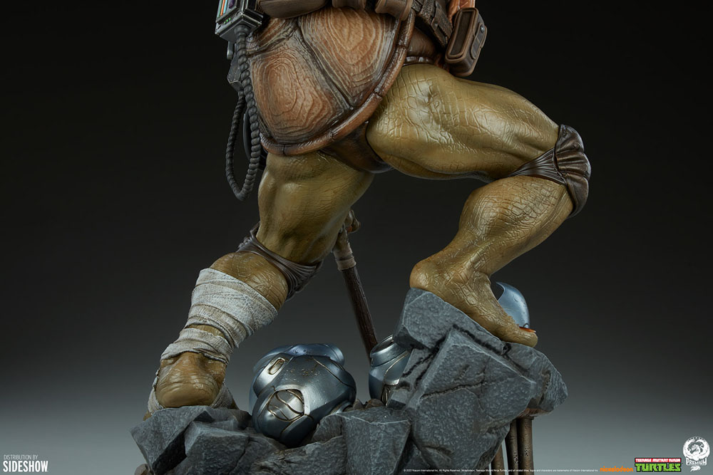 Premium Collectibles Studio: Donatello (Deluxe Edition) Teenage Mutant  Ninja Turtles 1/3 Statue by PCS