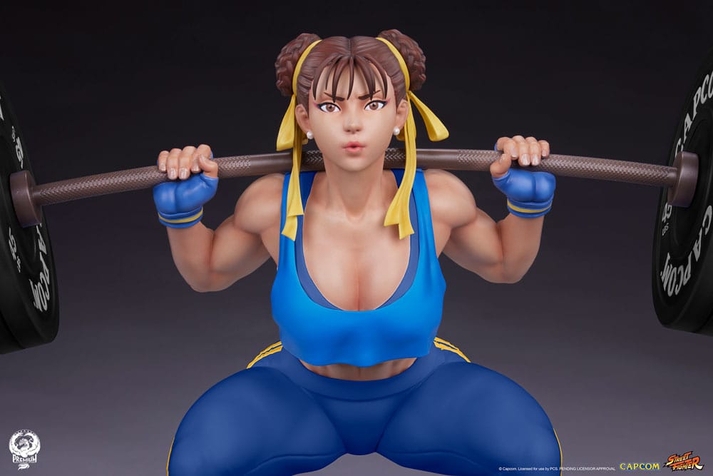 1/4 Quarter Scale Statue: Chun-Li Powerlifting (Alpha Edition) Street  Fighter Premier Series 1/4 Statue by PCS